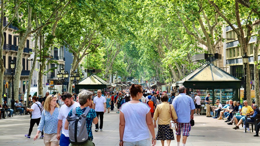 The UOC will design a solution to study pedestrian mobility in Barcelona