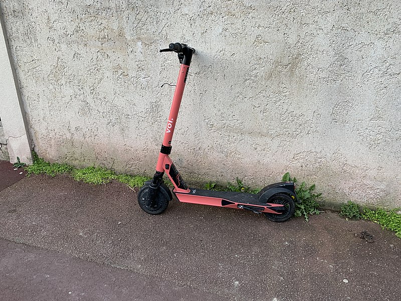 How high-end cameras and algorithms are making escooters safer