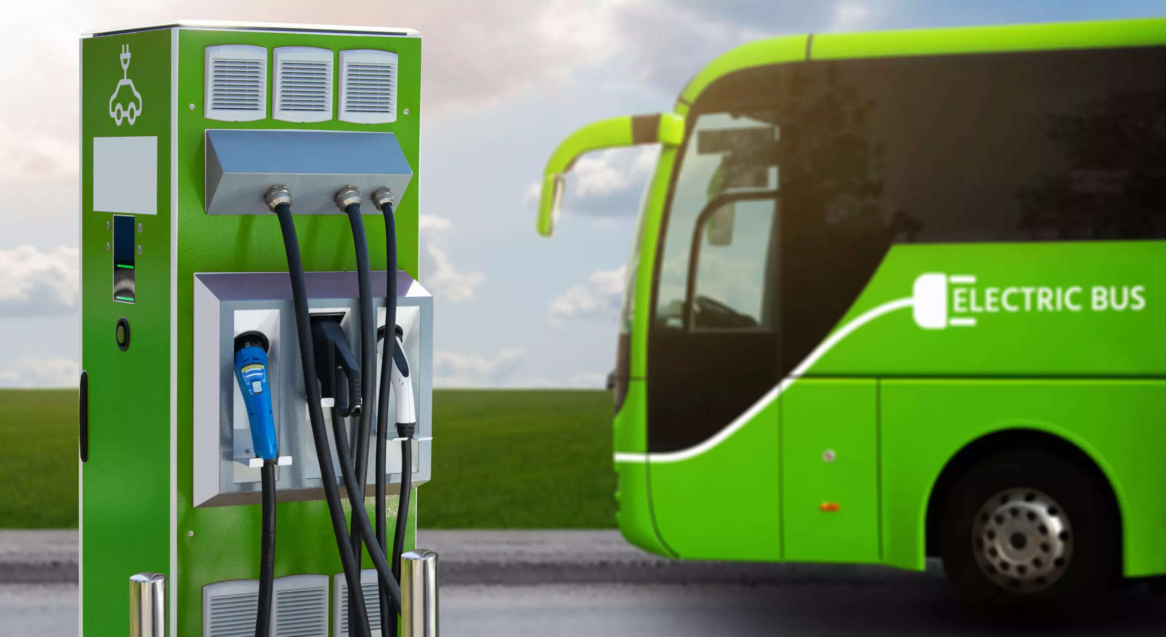 5 eco-friendly electric buses flagged off in Agra under smart city project