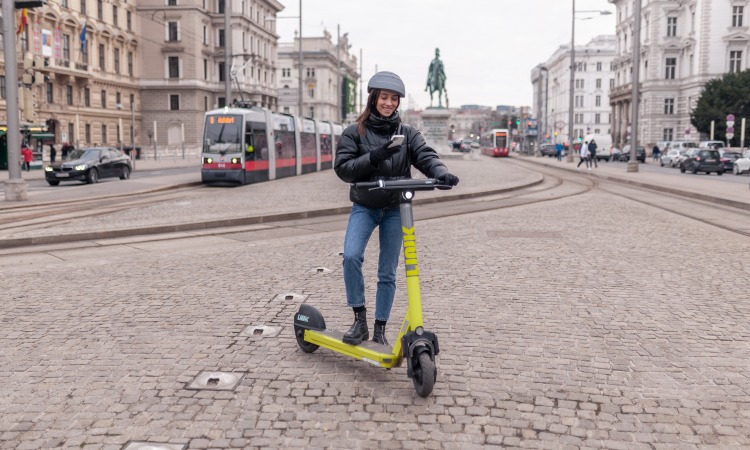 Superpedestrian secures new funding for AI-based e-scooter safety software