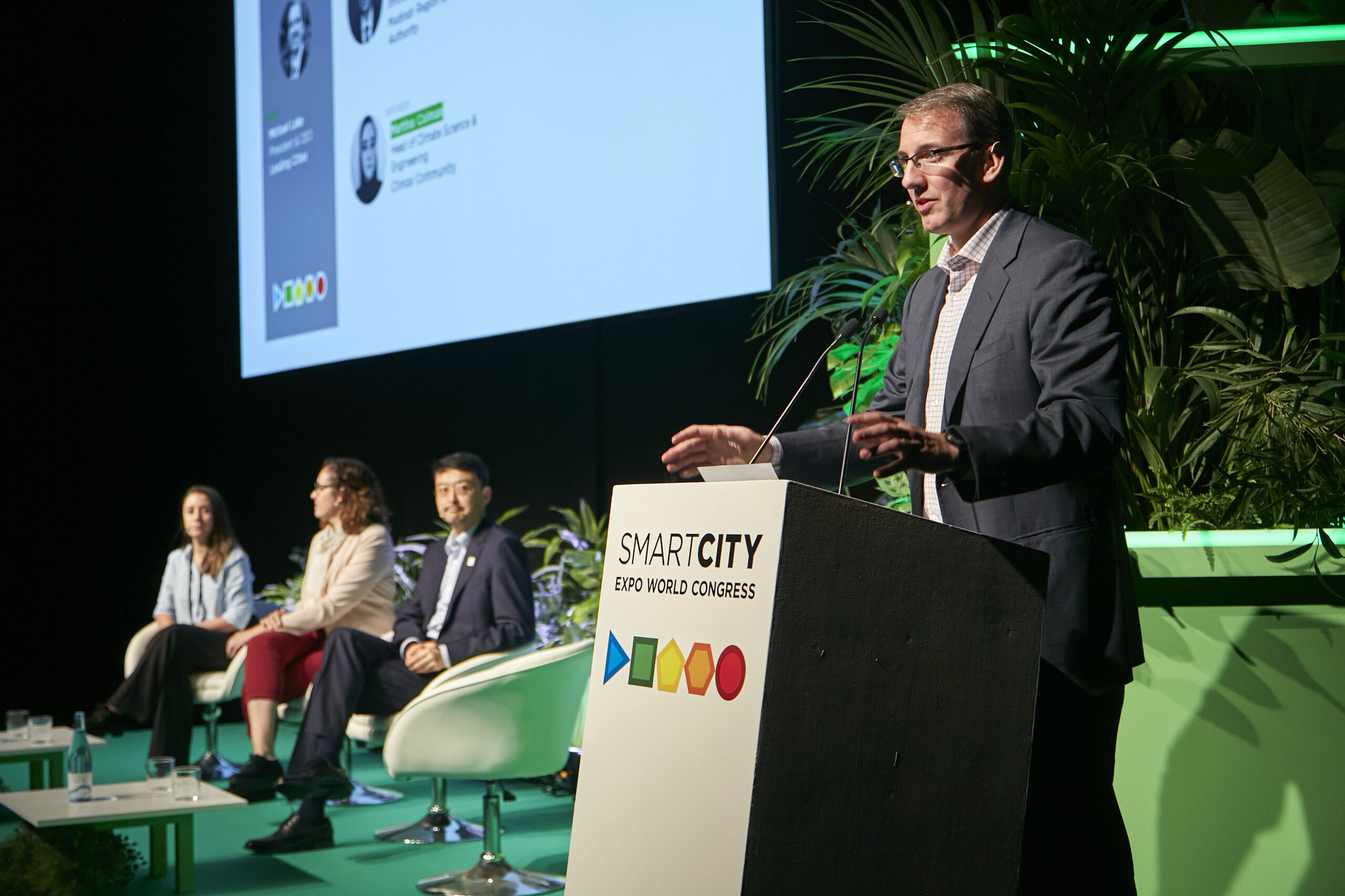 Towards Greener Tourism and Smarter Destinations