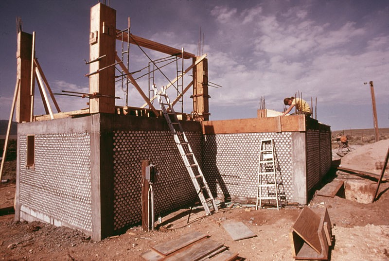 Earthship construction: The key aspects of these homes made from recycled materials