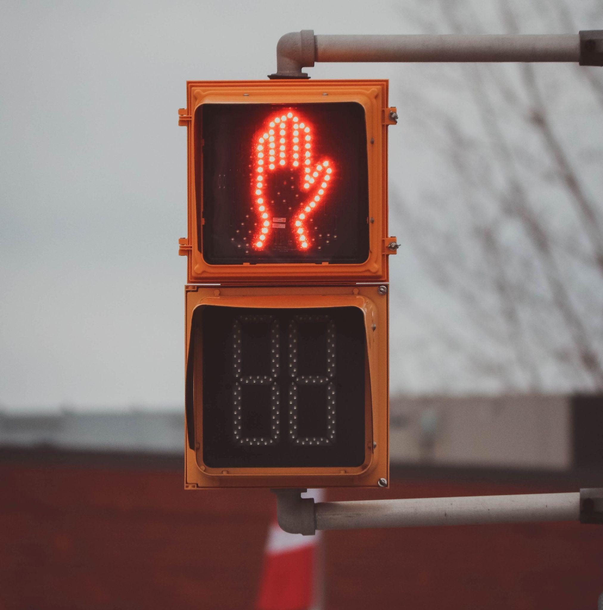 Cómo las ciudades inteligentes evitan el ‘jaywalking’