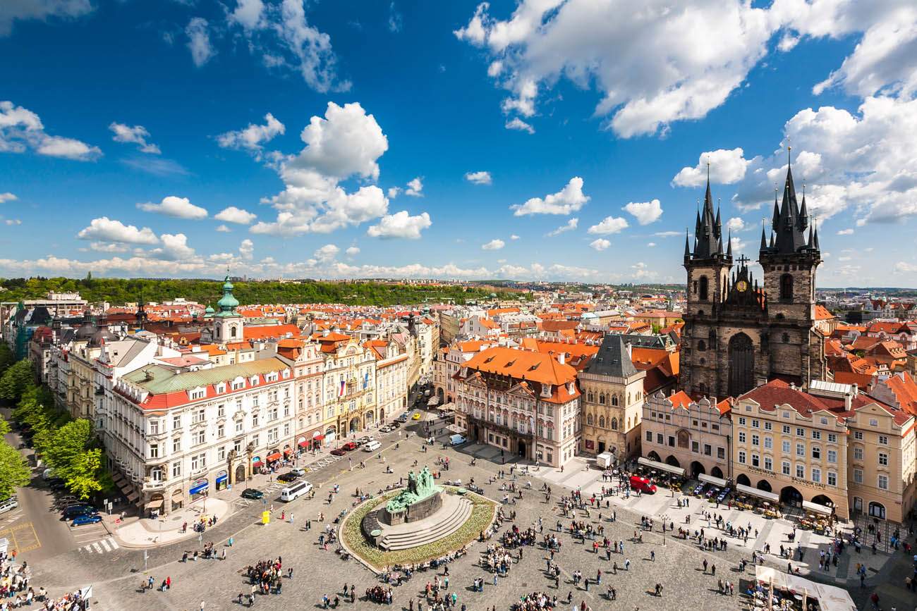 Actionable Strategy Enabling the Prague Smart City Future: Mobility of the Future, Digital and Connected Cities, Autonomous Mobility