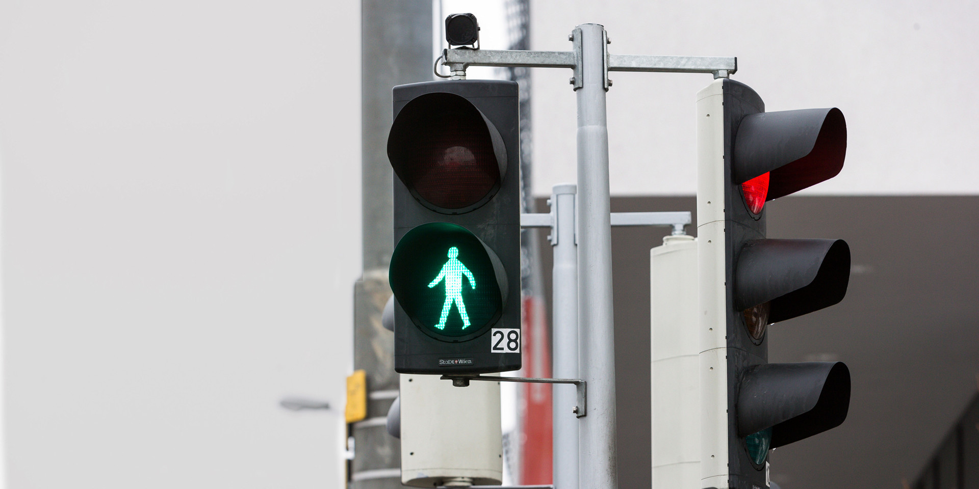 vienna-will-install-smart-traffic-lights-that-will-recognise-when-pedestrians-want-to-cross-the-street